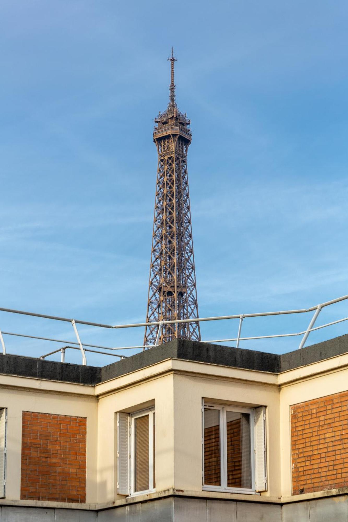 The Carla Suite Eiffel Tower View Paris Exterior foto